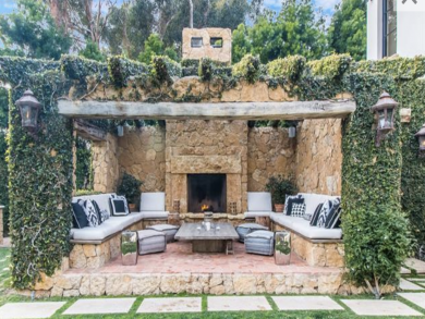 Malibu Luxury Gated Estate Vacation Home